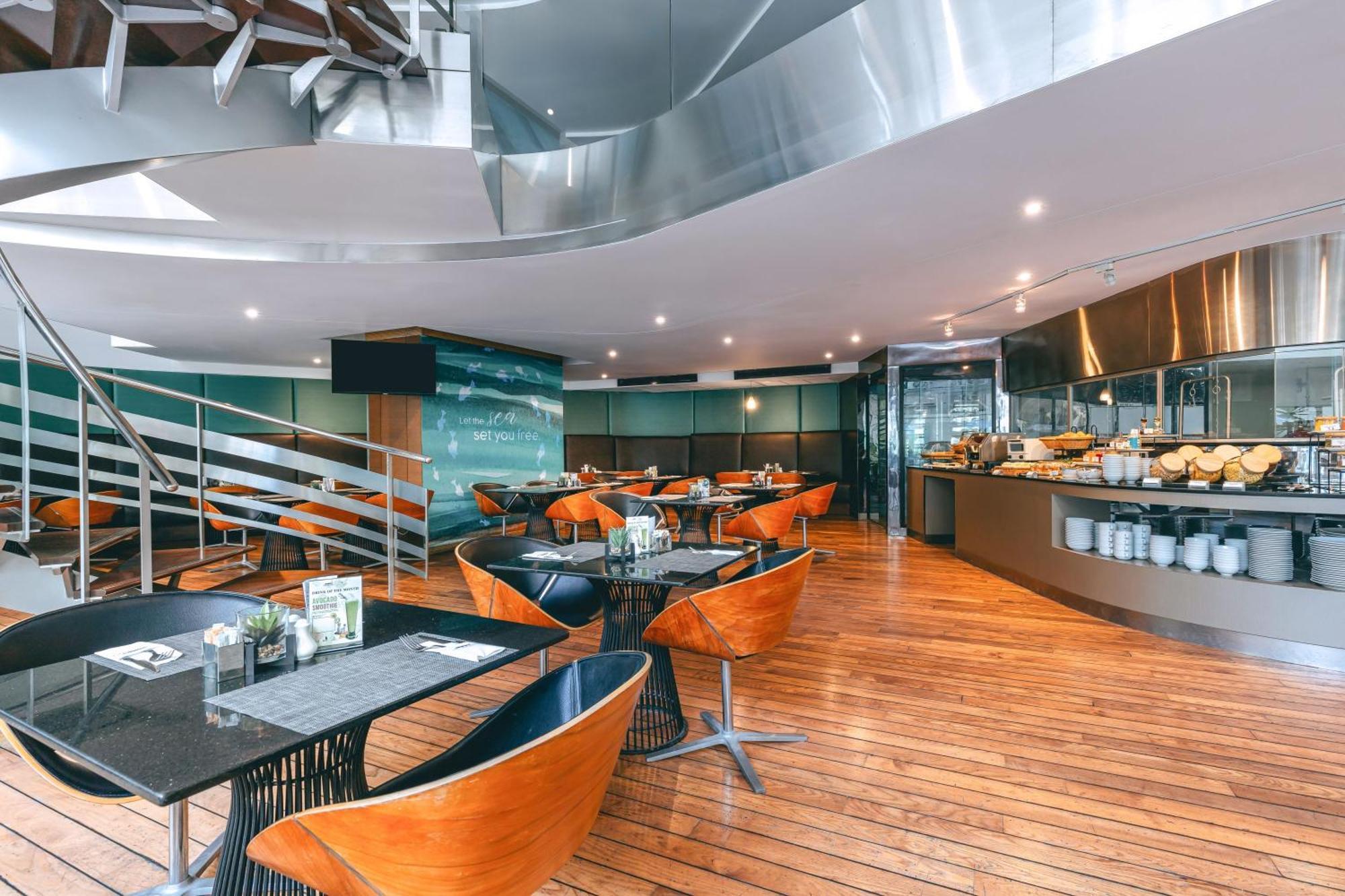 Hotel Baraquda Heeton Pattaya By Compass Hospitality Esterno foto