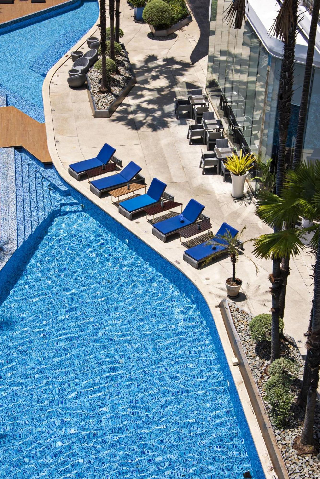 Hotel Baraquda Heeton Pattaya By Compass Hospitality Esterno foto