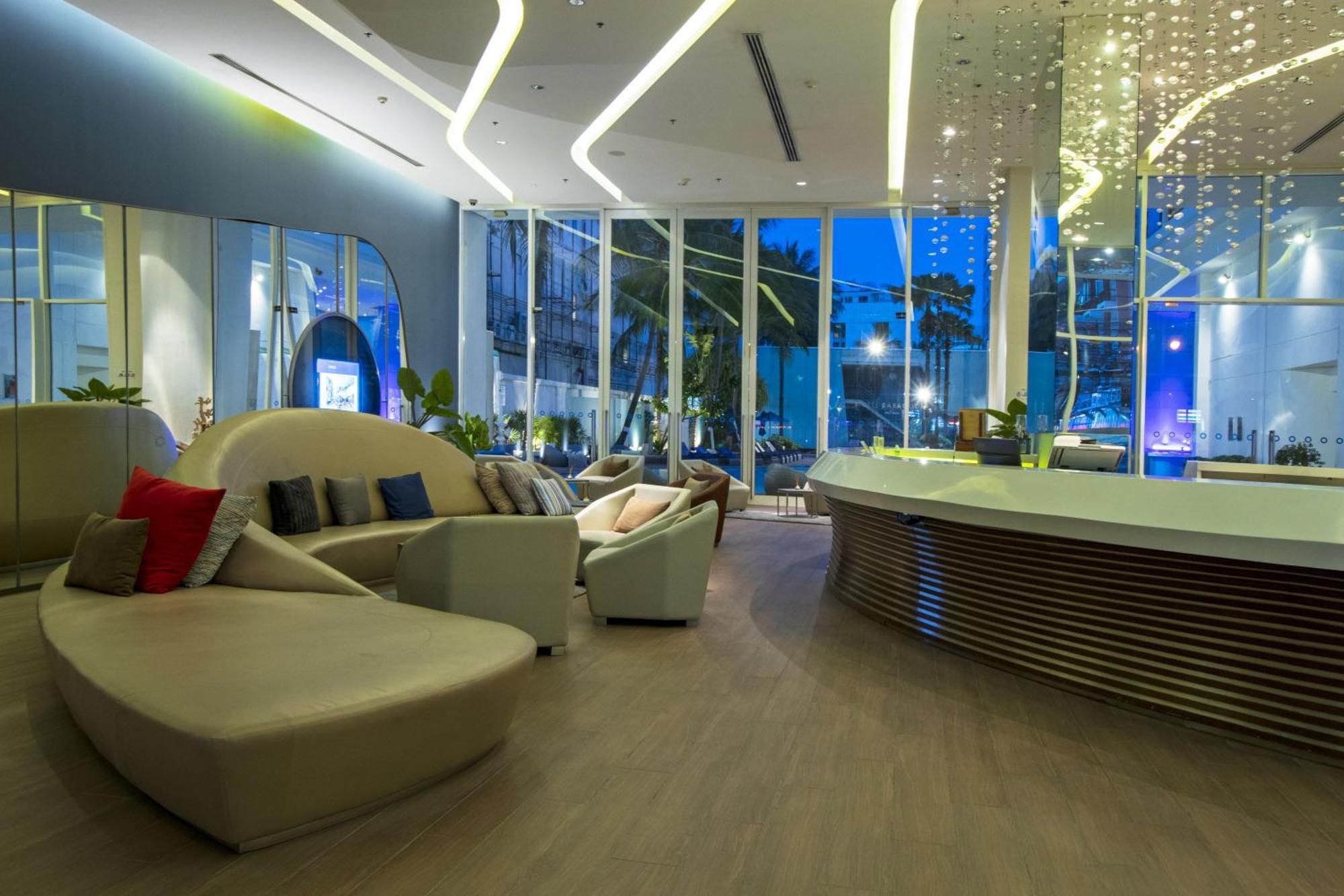 Hotel Baraquda Heeton Pattaya By Compass Hospitality Esterno foto